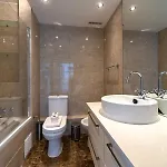 Appartement Modern 2 Bedroom With Balcony In