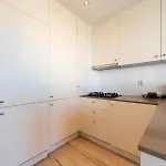 Appartement Modern 2 Bedroom With Balcony In