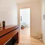 Modern 2 Bedroom With Balcony In Appartement Cascais